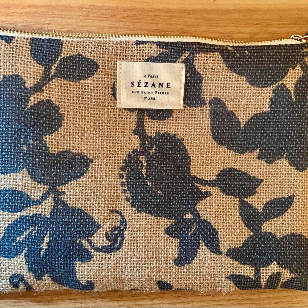 Sézane Blue Floral Jute Pouch